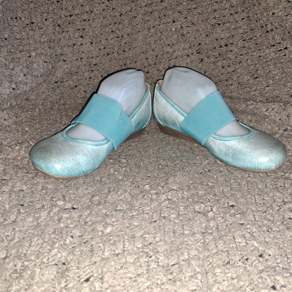MIZ MOOZ-Pale Distressed Aqua Leather Ballet Flats-Elastic Strap-Sz 7-Excellent - Picture 4 of 8
